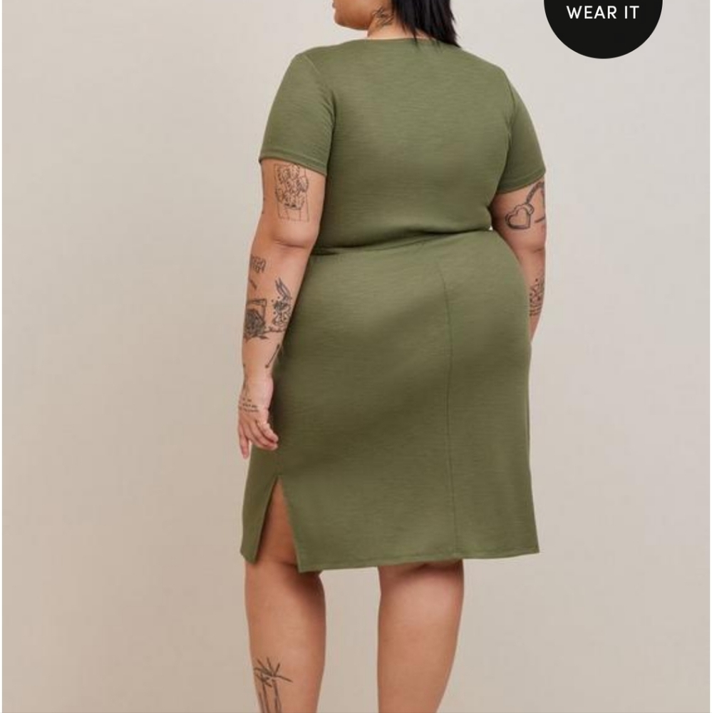 NWT Size 5x Torrid Dress - Picture 3 of 4